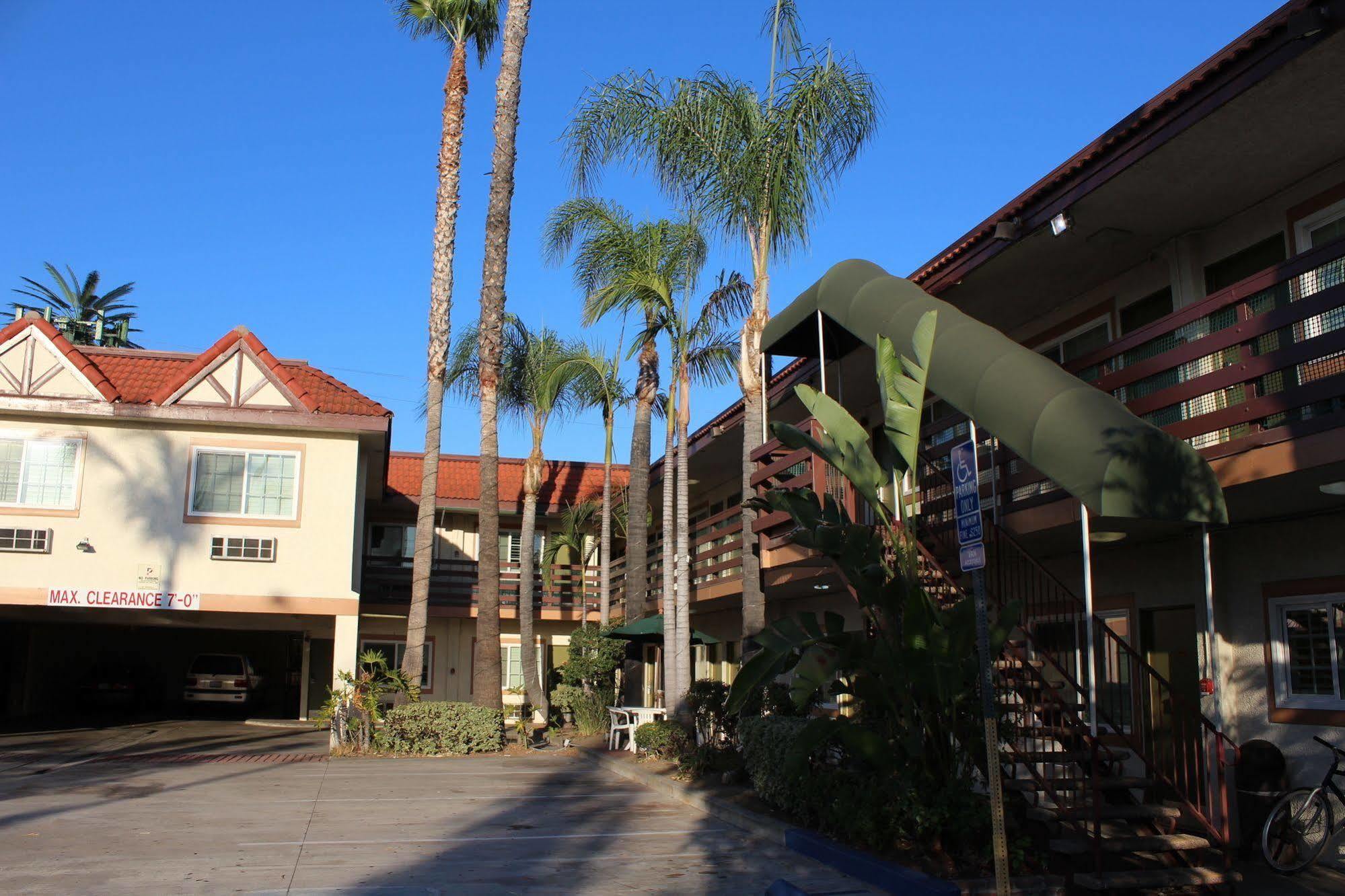 Garden Inn San Gabriel Dış mekan fotoğraf