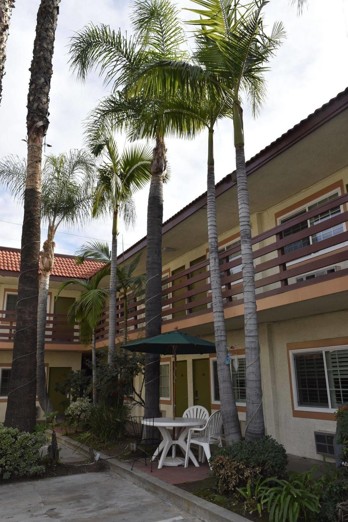 Garden Inn San Gabriel Dış mekan fotoğraf