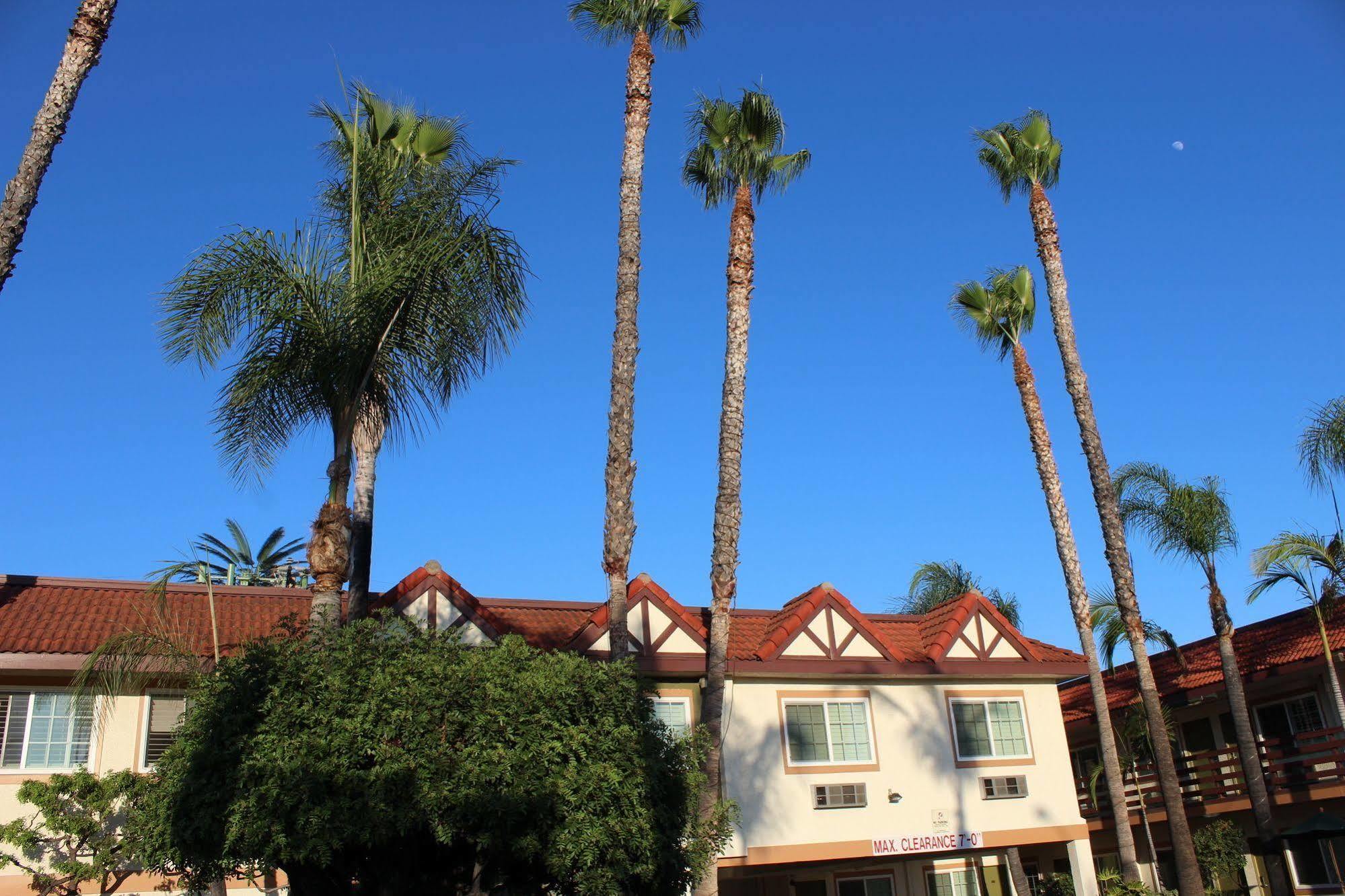 Garden Inn San Gabriel Dış mekan fotoğraf