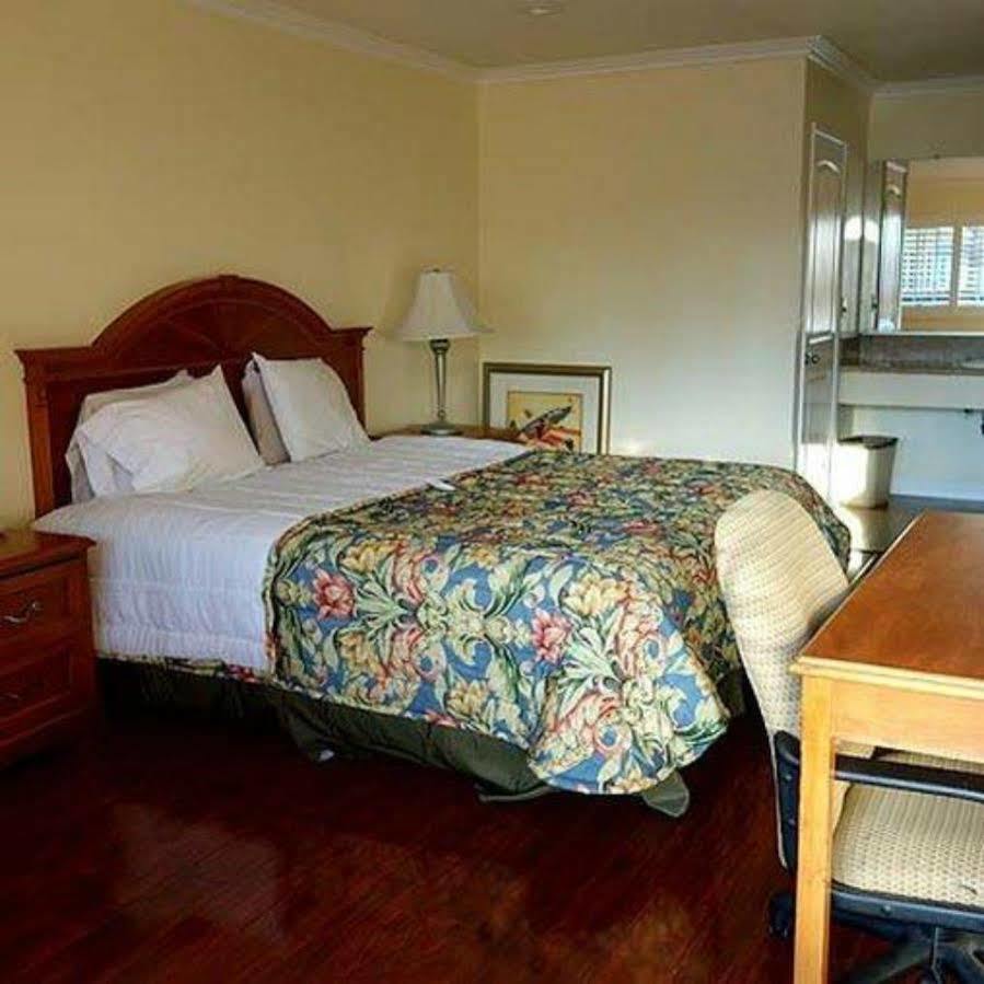 Garden Inn San Gabriel Dış mekan fotoğraf