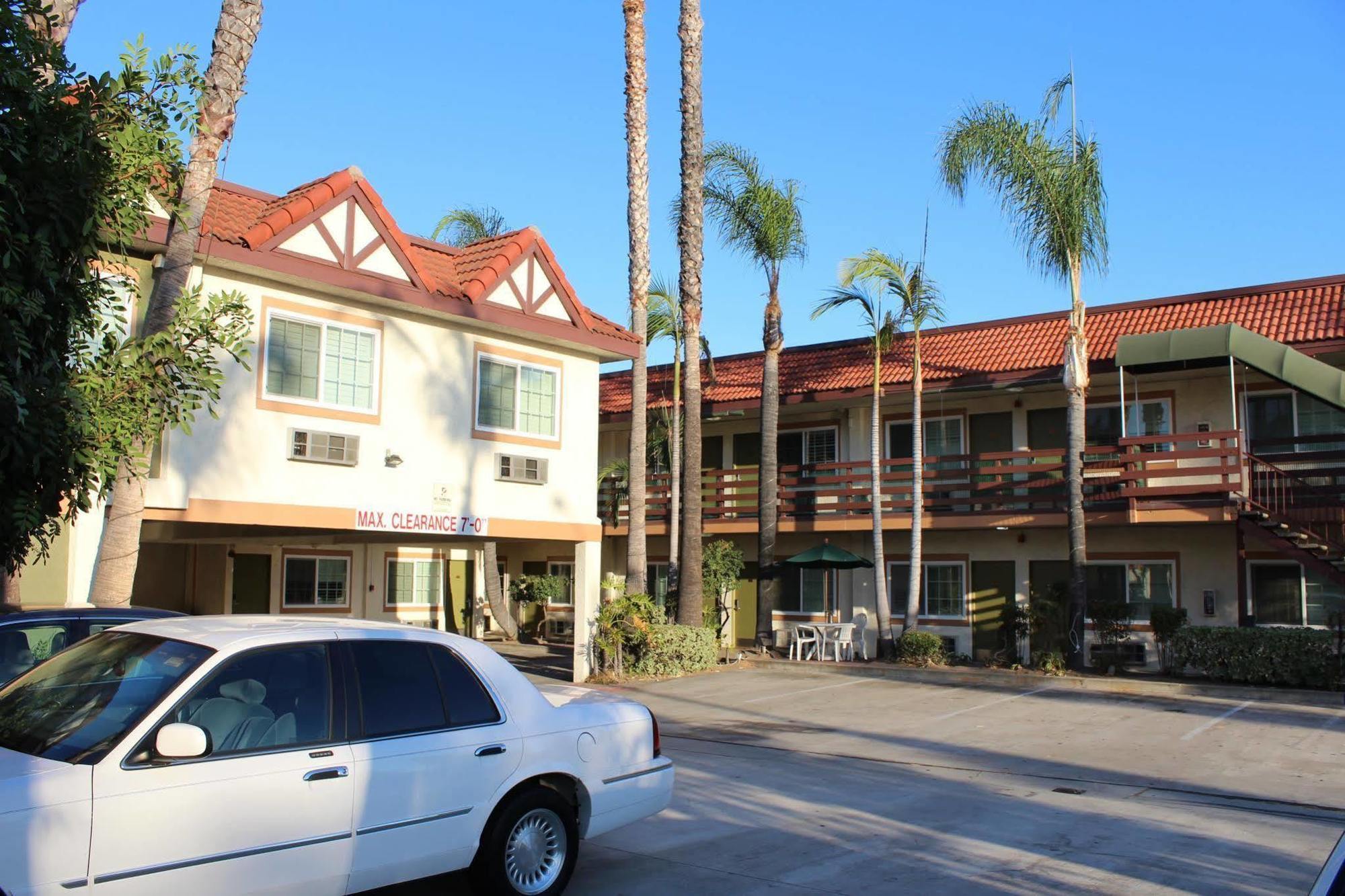 Garden Inn San Gabriel Dış mekan fotoğraf